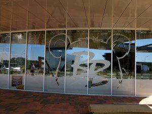 DeBerenEetcafes_Raambelettering-etsfolie