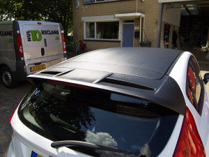 FordArdea_Carwrapping-Carbon-dak