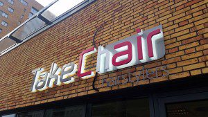TakeChair_Lichtreclame