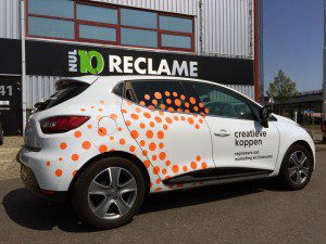CreatieveKoppen_autobelettering[RenaultClio]