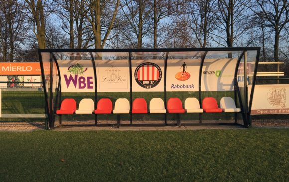 Sponsorborden Dugout MVV'27