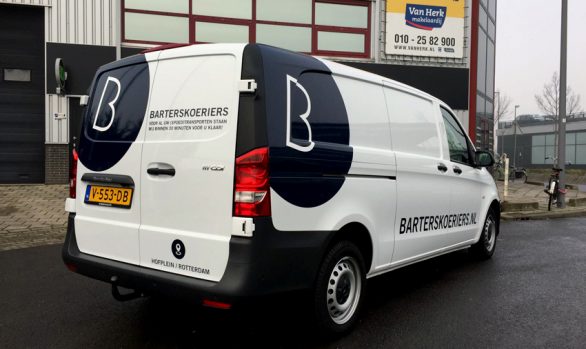 Barters Koerierservice autobelettering