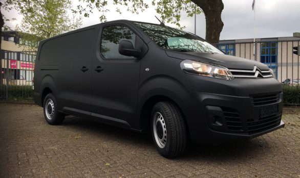 Motorhuis carwrap matzwart