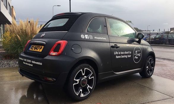 Kapster Loes Fiat500 (matzwart)
