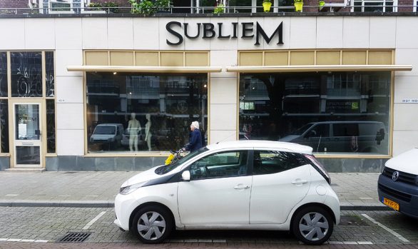Subliem fetish store