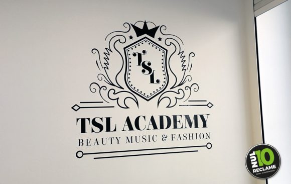 TSL Academy wanddecoratie muurtekst