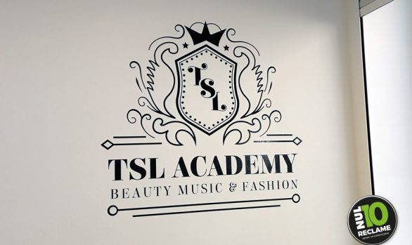 TSL Academy wanddecoratie muurtekst