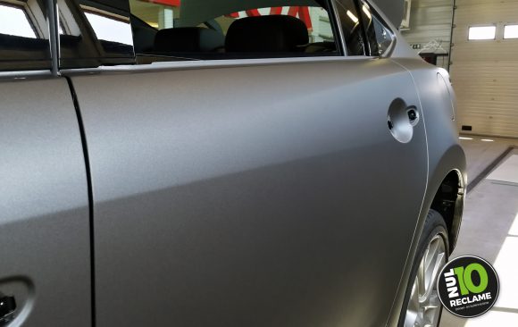 Mulder Mazda 6 carwrap (matt metallic grey) closeup