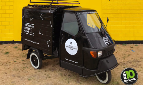 Rotterdam Hidden Gems scooter belettering Piaggio Ape