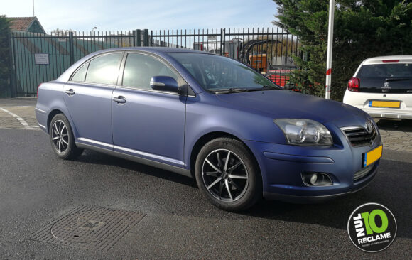 Carwrap Toyota Avensis (matt metallic dark blue)