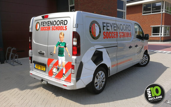 Feyenoord Soccer School autobelettering