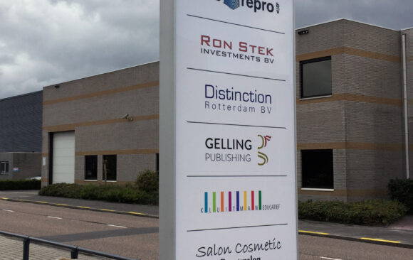 Mes Repro - Zuil verlicht