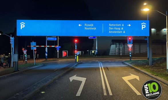 Parkeren Delft Prinsenhofgarage - Zeildoek Lichtbak XL dubbelzijdig