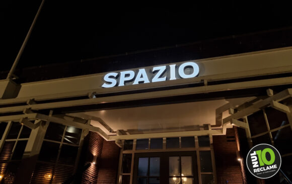Spazio - Lichtreclame / Doosletters