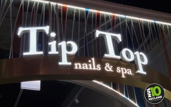 Tip Top Nails Westfield - Doosletters / Contourlijn