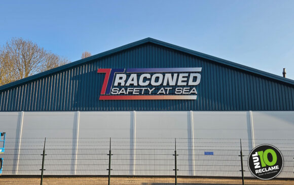 Traconed - Lichtreclame / Doosletters